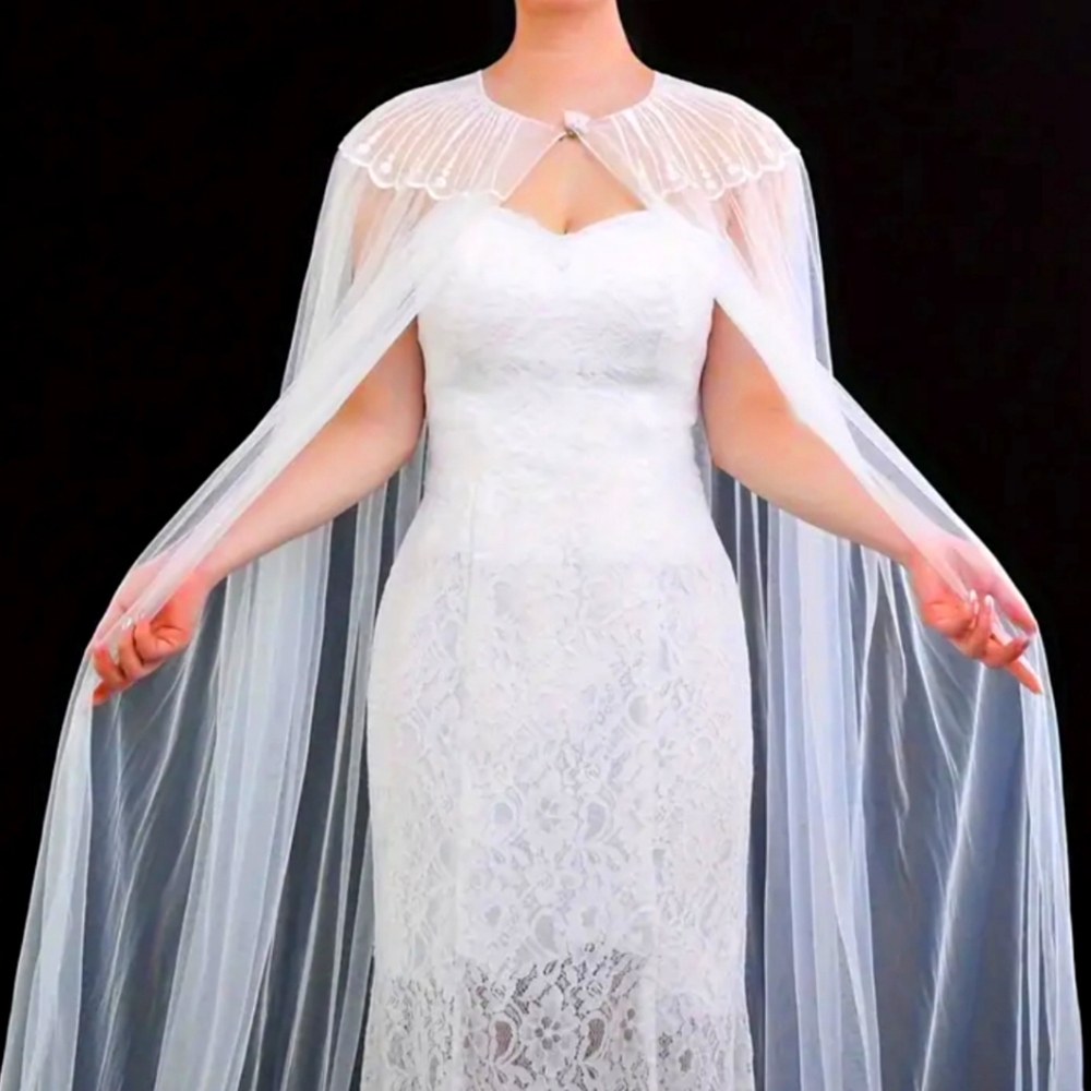 Elegant Off White Lace Bridal Cape